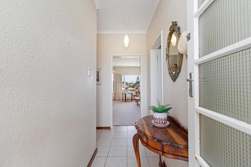 2 Bedroom Property for Sale in Fish Hoek Western Cape